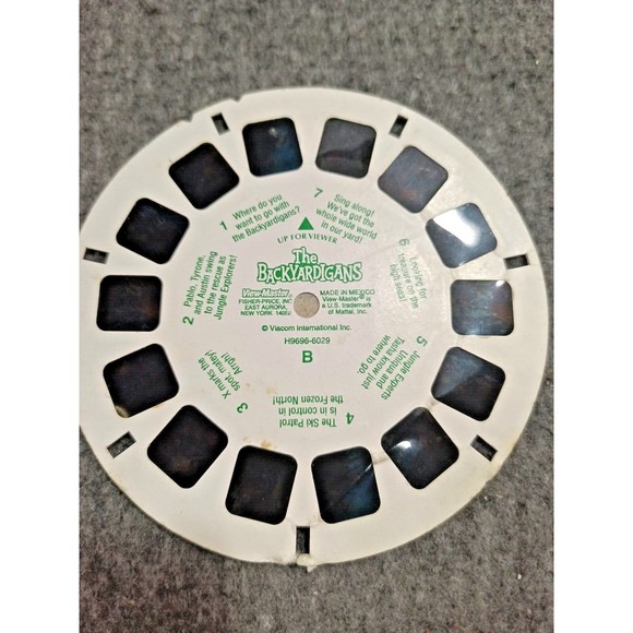 Vintage GAF View-Master Red Viewer w/ Orange Lever + Backyardigans Dics - Picture 4 of 11